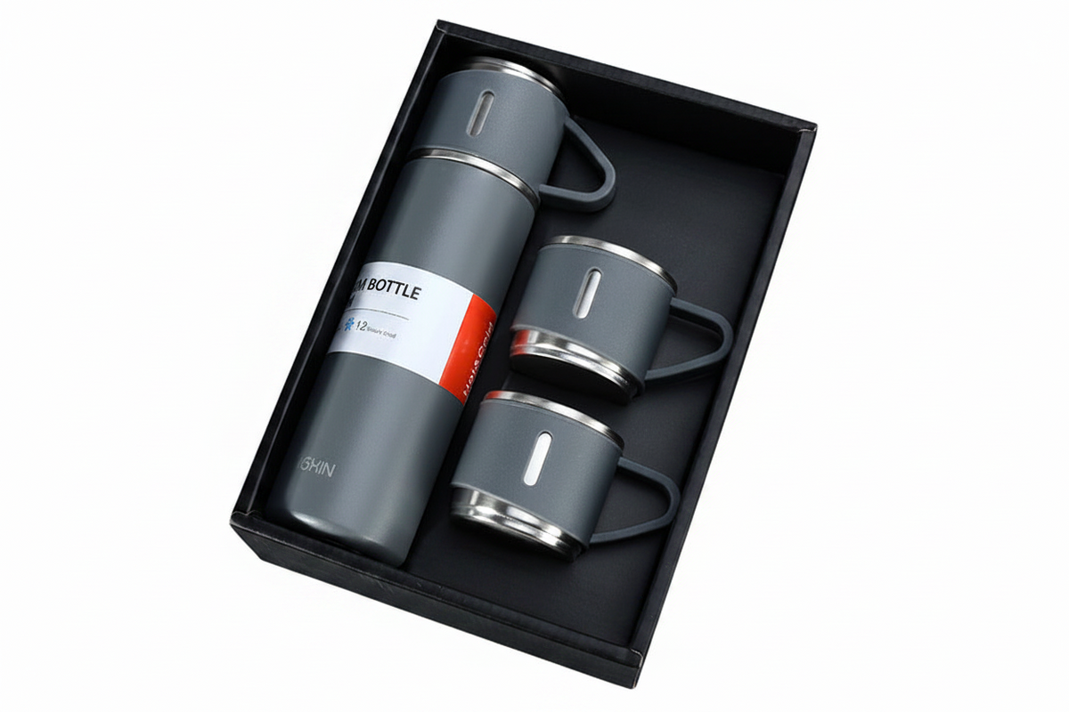 Insulated bottle and 3-cup set
